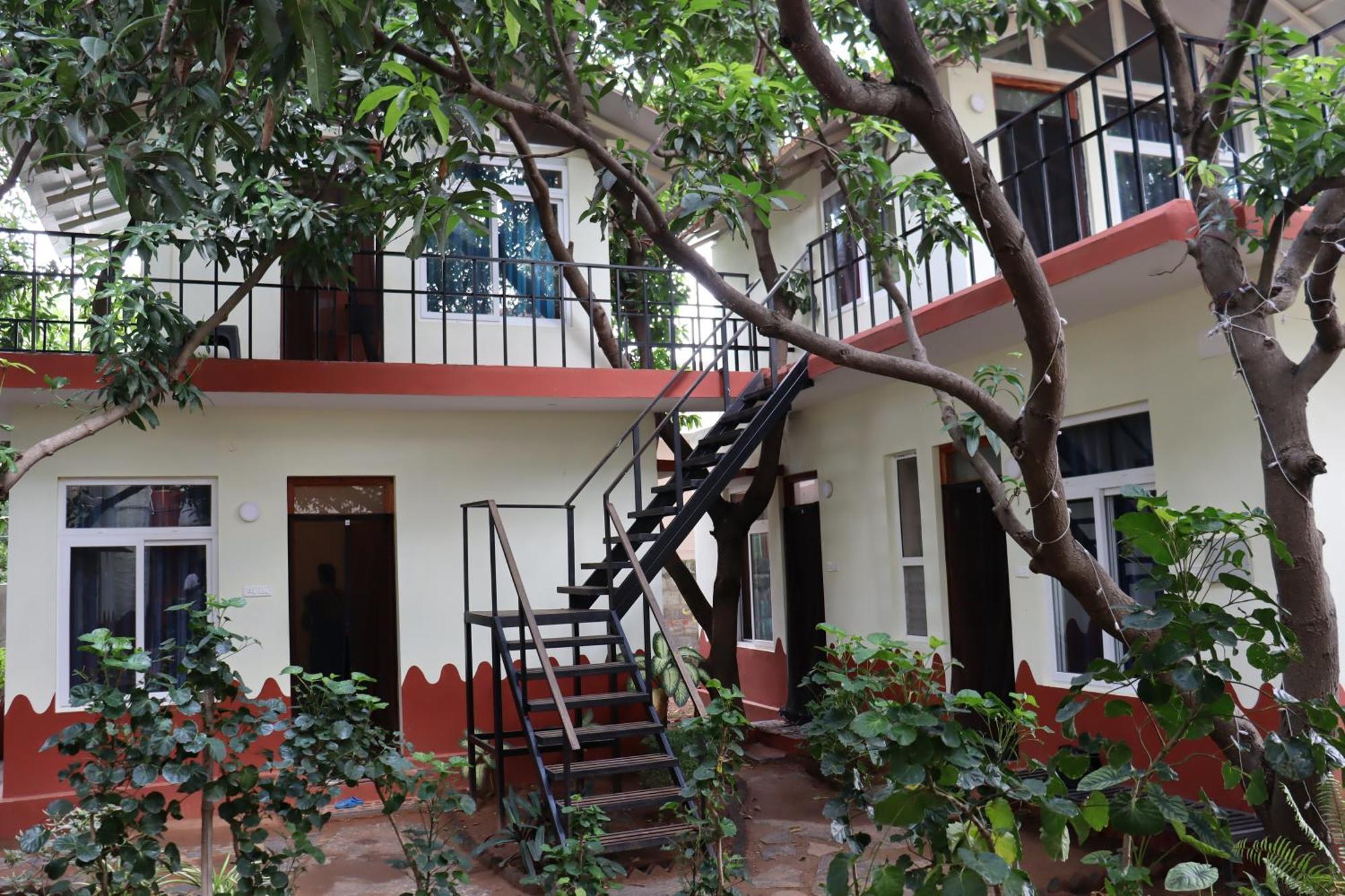 Gasthaus Da Mantra House Tiruvannāmalai Exterior foto
